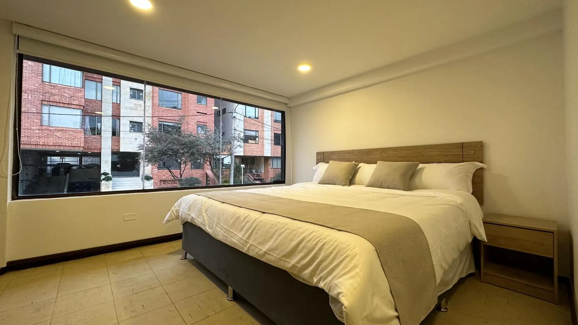***** Hotel One Fourteen Rooms Bogota Colombia